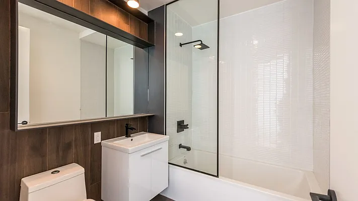 Rented by Nooklyn NYC LLC | media 69