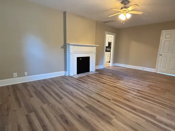 1402 McAdoo St, Kinston, NC 28501