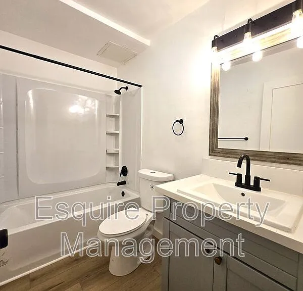 751 W Channel Islands Blvd #1 — Photo 10