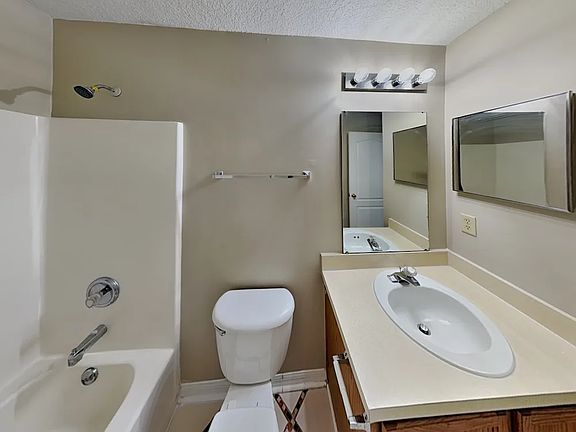 5th image of 1756 Glen Laurel Dr