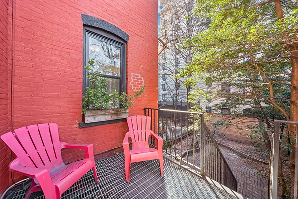 Rented by Corcoran | media 8