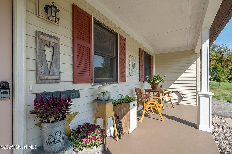 4th image of 124 Schell Road