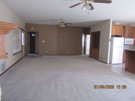 2nd image of 3711 NE Bradford St
