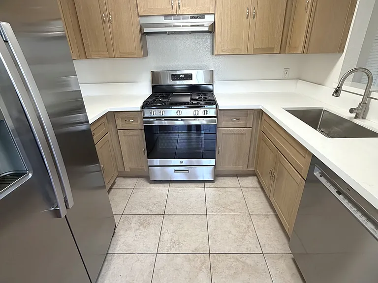 3119 Foothill Blvd #1 — Photo 9