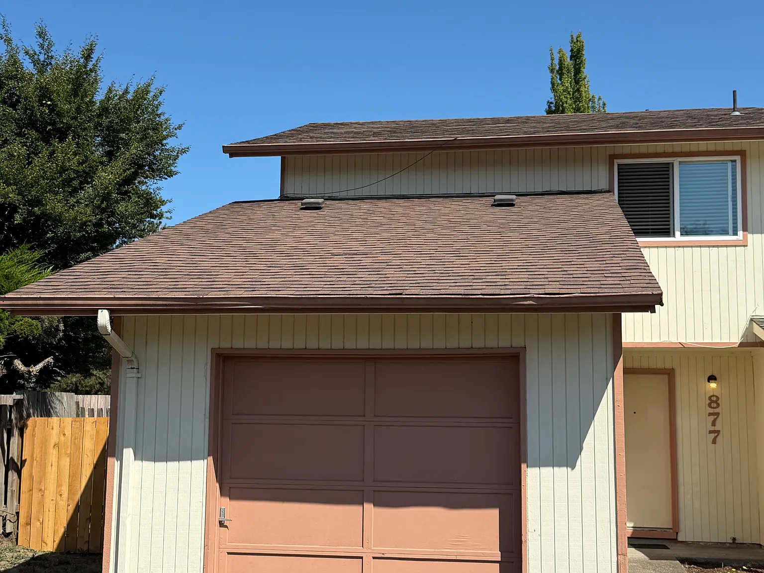 3 bed, 1.5 bath, 1180 sqft, $2,300 — Photo 2