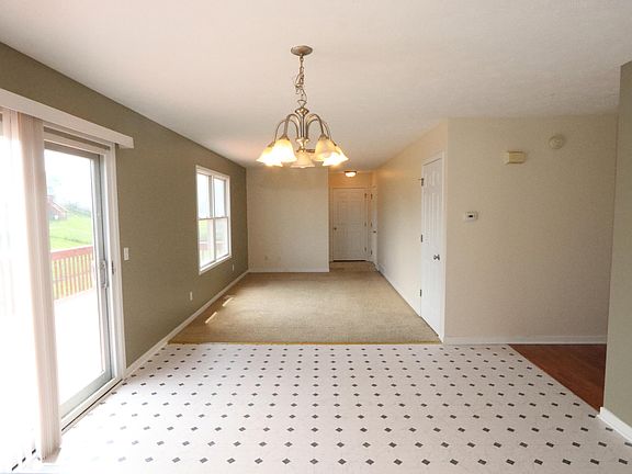 4th image of 1805 Sutherland Dr SE