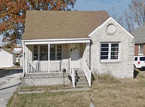3305 Hikes Ln Photo 1