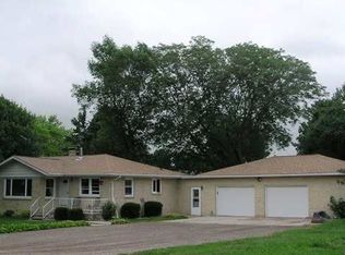 6056 Cuba Valley Rd, Waunakee, WI 53597