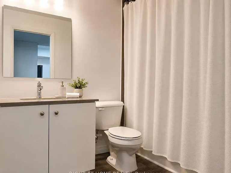 108 Garment St #1107 — Photo 9
