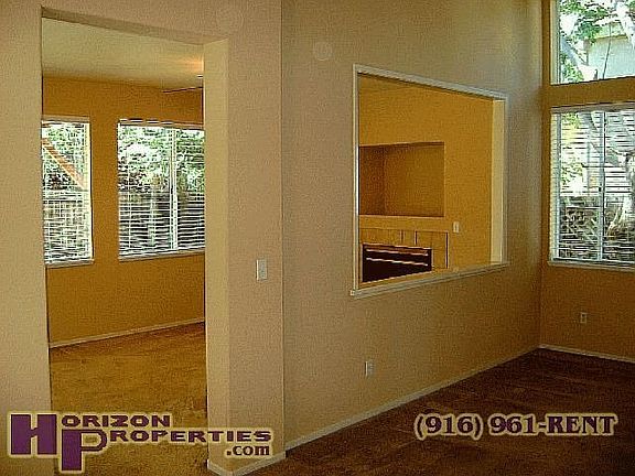 (4) : 135 Whiting Way Folsom, CA
