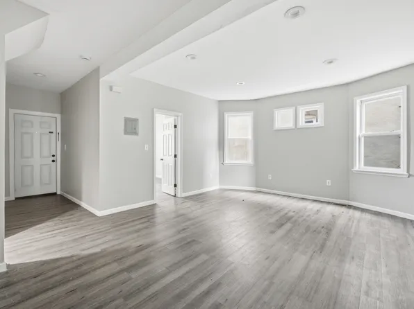 23 Bayview Avenue image 7 of 19