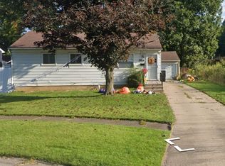 964 Sherwood Dr, Elyria, OH 44035