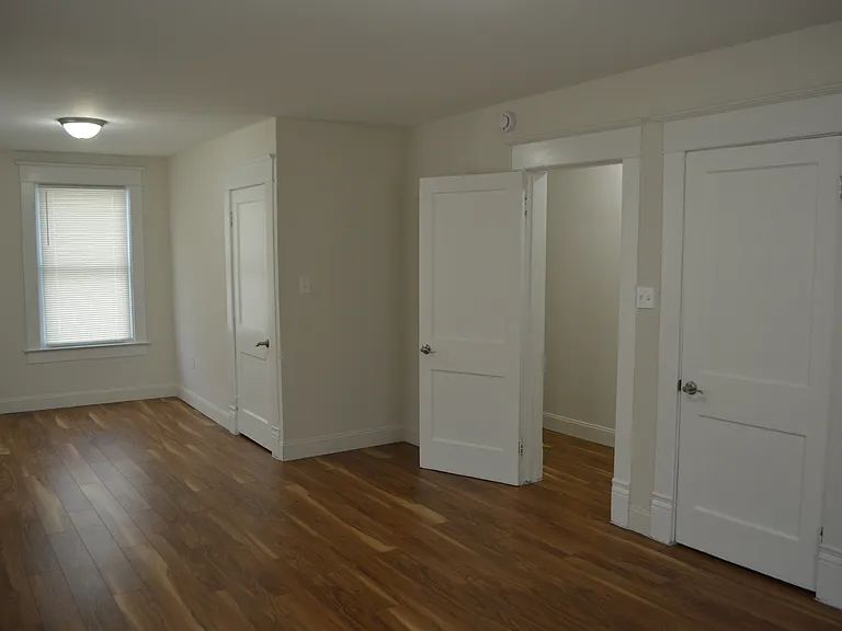 225 Thieme Pl — Photo 16