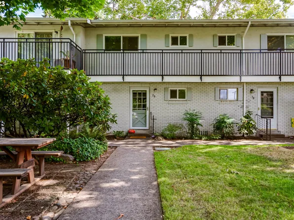 599 Coburg Rd APT 2B, Eugene, OR 97401