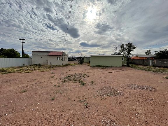 4th image of 307 Ash St