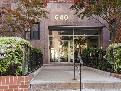 640 W 239th Street #2F, Bronx, NY, 10463
