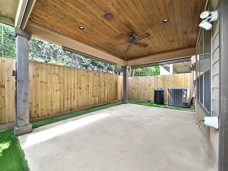1406 Nashua St — Photo 20