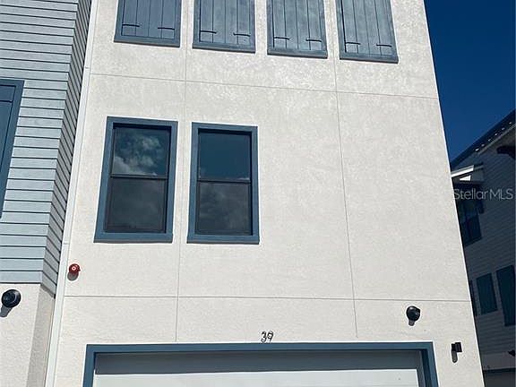 3rd image of 946 Highland Ave Unit 39