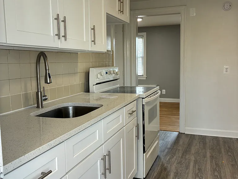 5 Lansdale Ave #5 — Photo 11