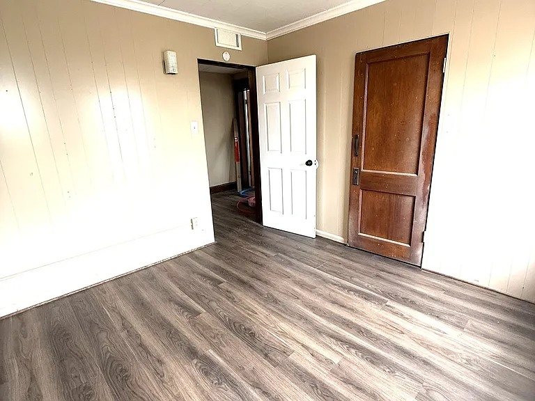 735 Main St #2 — Photo 12