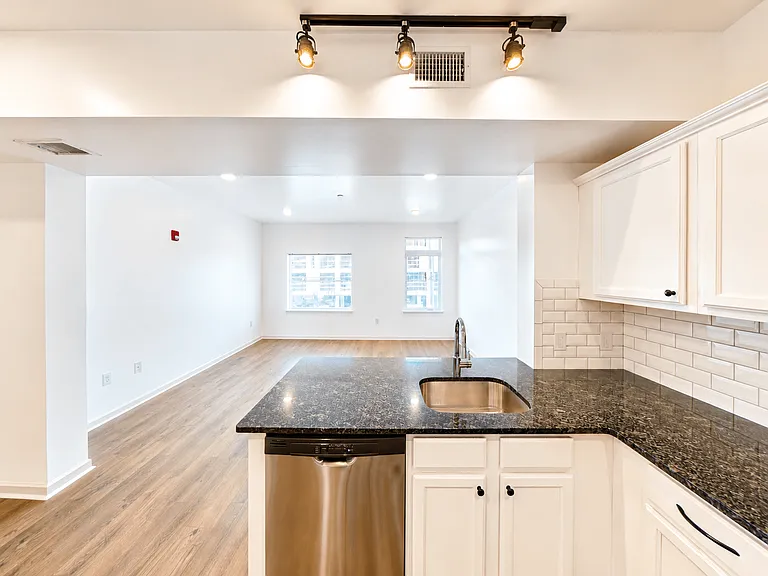 6615 Ridge Avenue — Photo 27