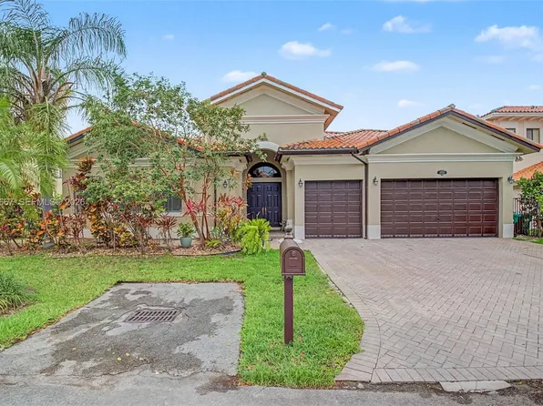 19528 SW 79th Pl, Cutler Bay, FL 33157