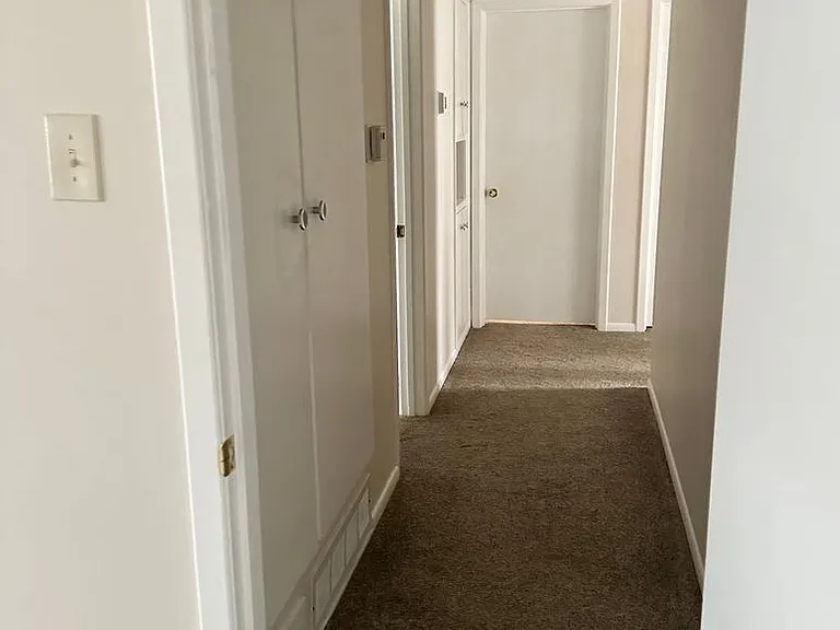 409 Garcia St NE — Photo 11
