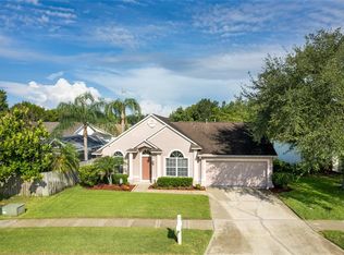 1225 Big Sky Dr, Zephyrhills, FL 33543