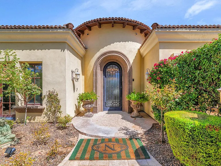 6730 E Sunnyvale Rd — Photo 3
