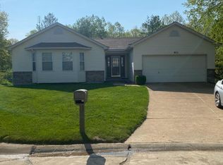 854 Crescent Ridge Dr, Valley Park, MO
