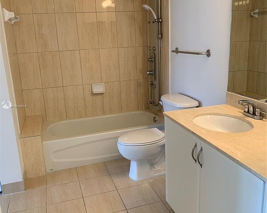 2nd image of 1750 N Bayshore Dr APT 3804