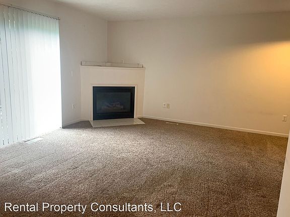2nd image of 1022 Ada Place Dr SE