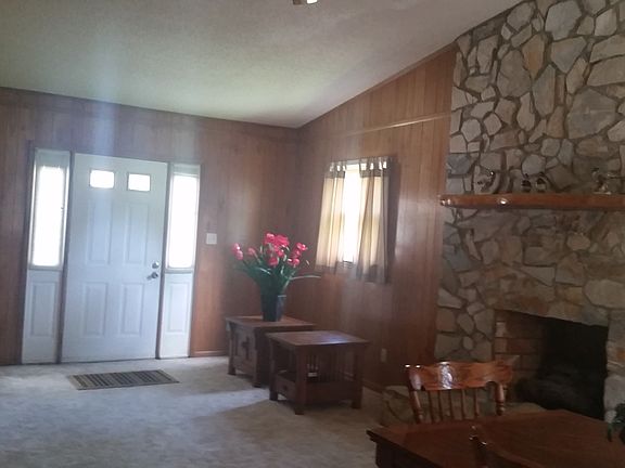 4th image of 1568 Crestview Dr