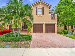 897 SW 152nd Ct, Miami, FL 33194