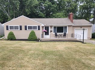3228 Glen Oaks Dr, Youngstown, OH