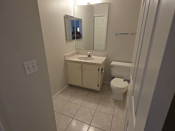 5th image of 1921 Quail Ridge Ct Unit 1-2402