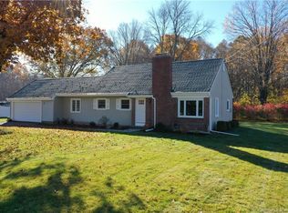 29 Bridge Ln, Enfield, CT 06082