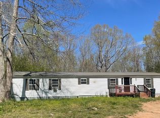 66 Twin Oak Dr, Carrollton, GA 30117