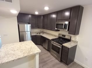 21 Sugar Maple Ln #7, Saint Charles, MO 63303