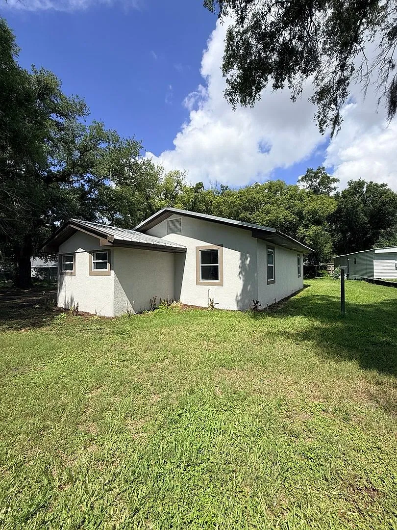 Peaceful Living 3BR- Lakeland Home- Water Included — Photo 4