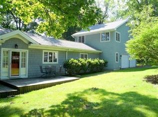 5502 Leisure Dr, Valparaiso, IN 46383