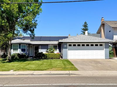 575 E Milgeo Ave, Ripon, CA, 95366