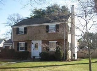 10 Carson St, Weymouth, MA 02188
