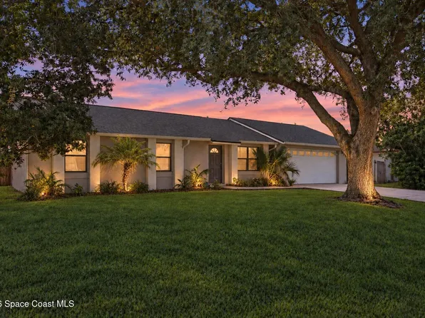 1282 Hedgecoth St NW, Palm Bay, FL 32907