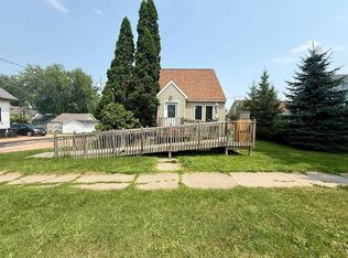 209 E Arnold St, Marshfield, WI 54449