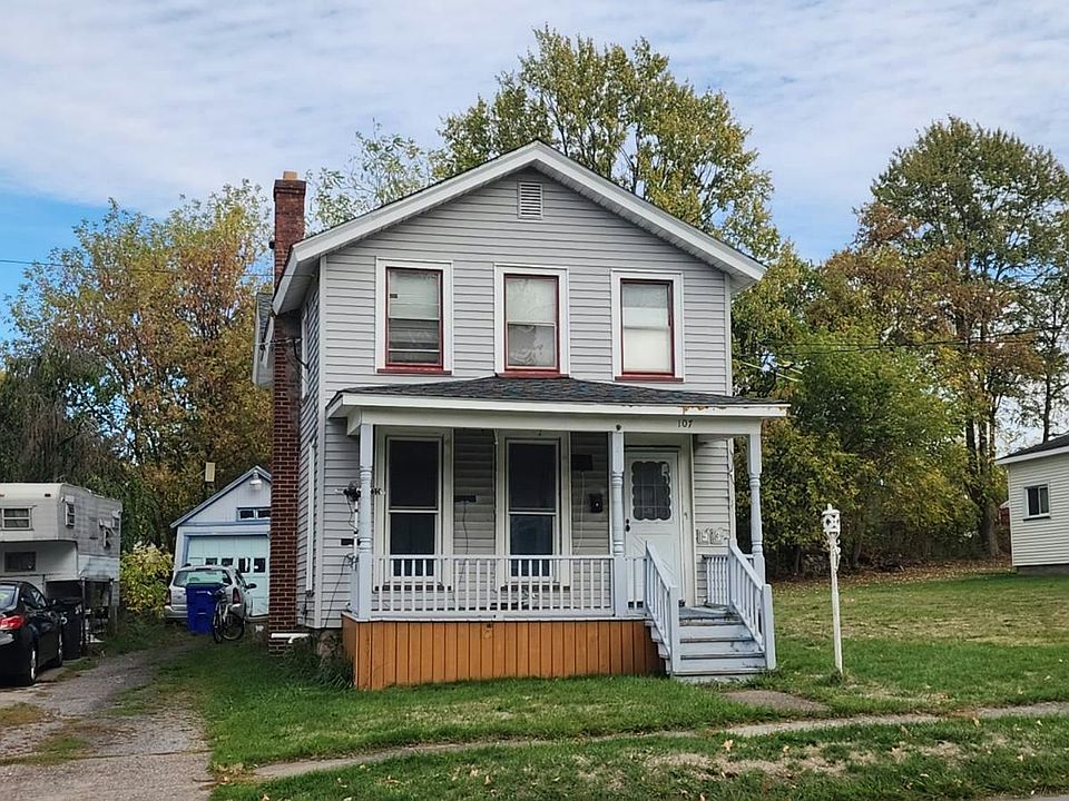 1st image of 107 W Academy St
