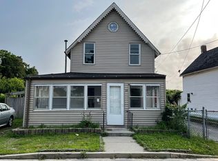22 12th St, Wareham, MA 02571