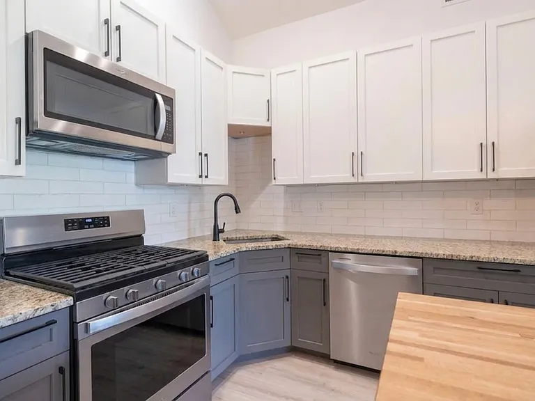 265 Crabtree Ln #3 — Photo 6