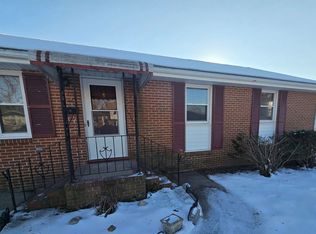 305 Yorktown Dr, Colonial Heights, VA 23834