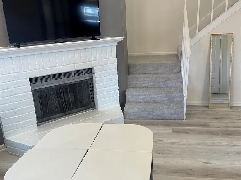 3130 Walnut Bend Ln #424 — Photo 7